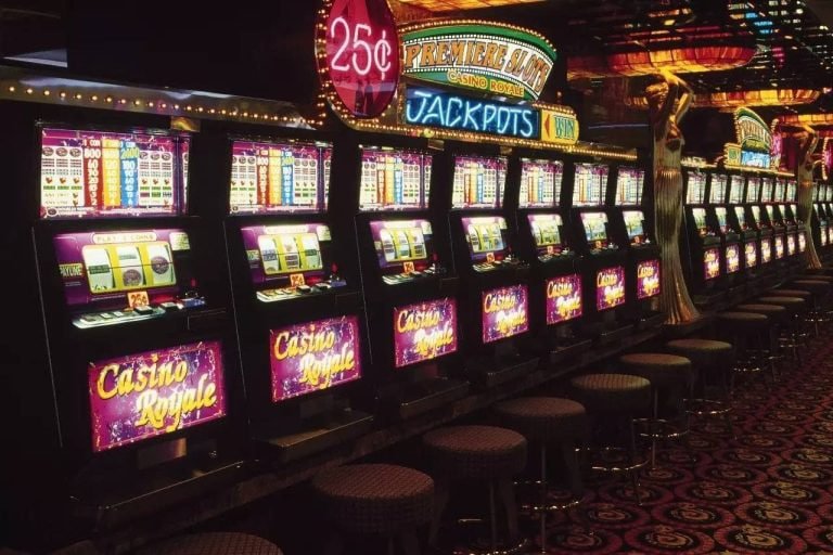 oppatoto slot mobile app interface showing account balance and game categories
